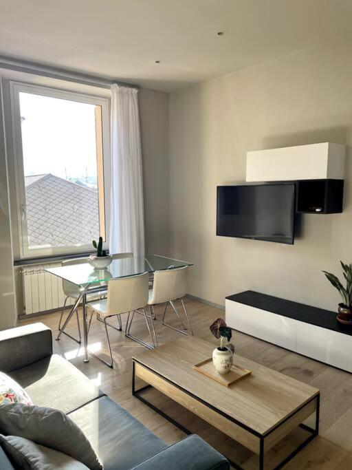 Overlooking The Porto Antico Of Genoa Apartment Luaran gambar
