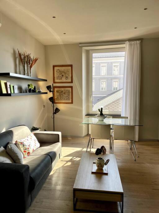 Overlooking The Porto Antico Of Genoa Apartment Luaran gambar